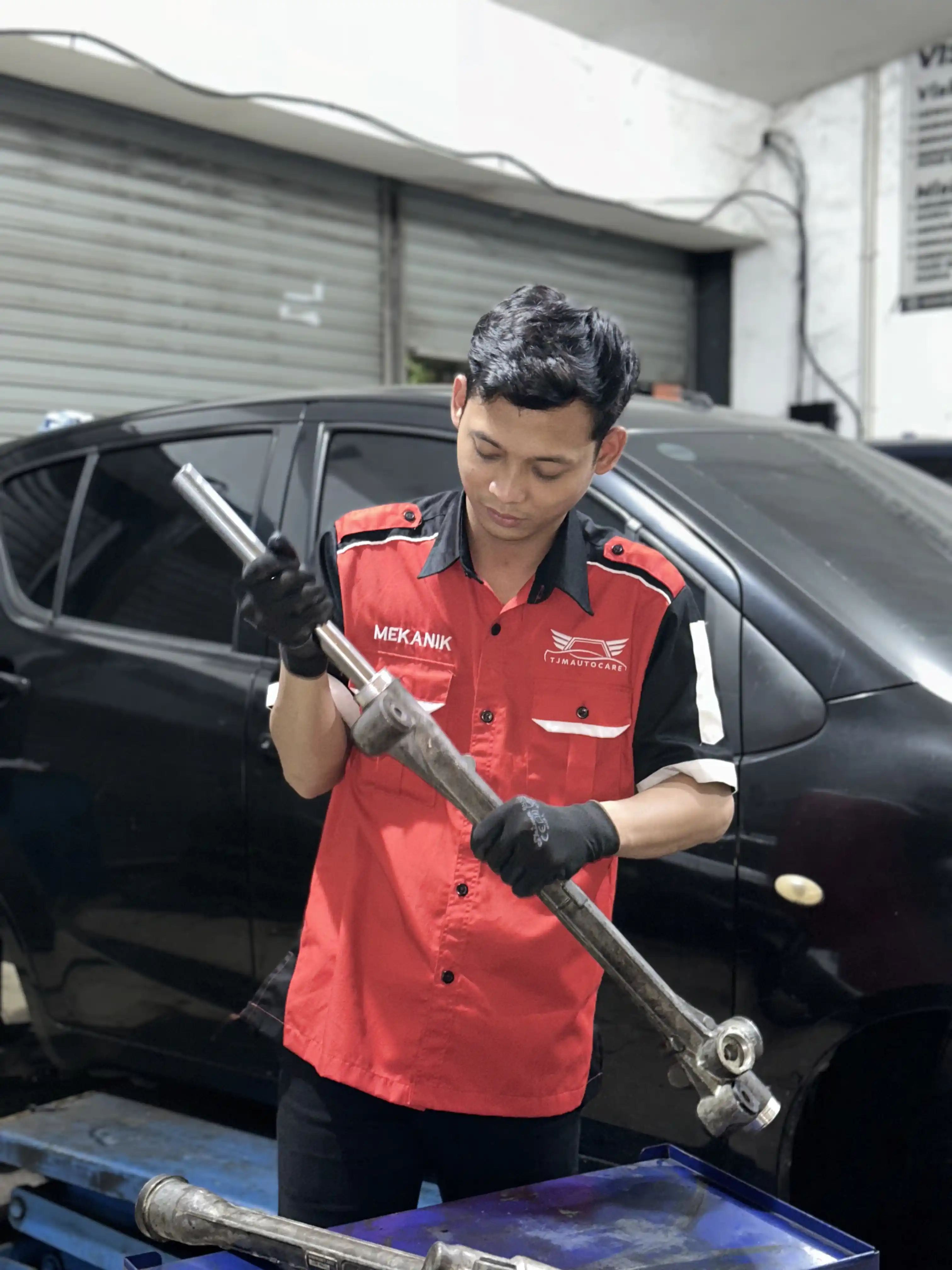 Pemeriksaan komponen racksteer