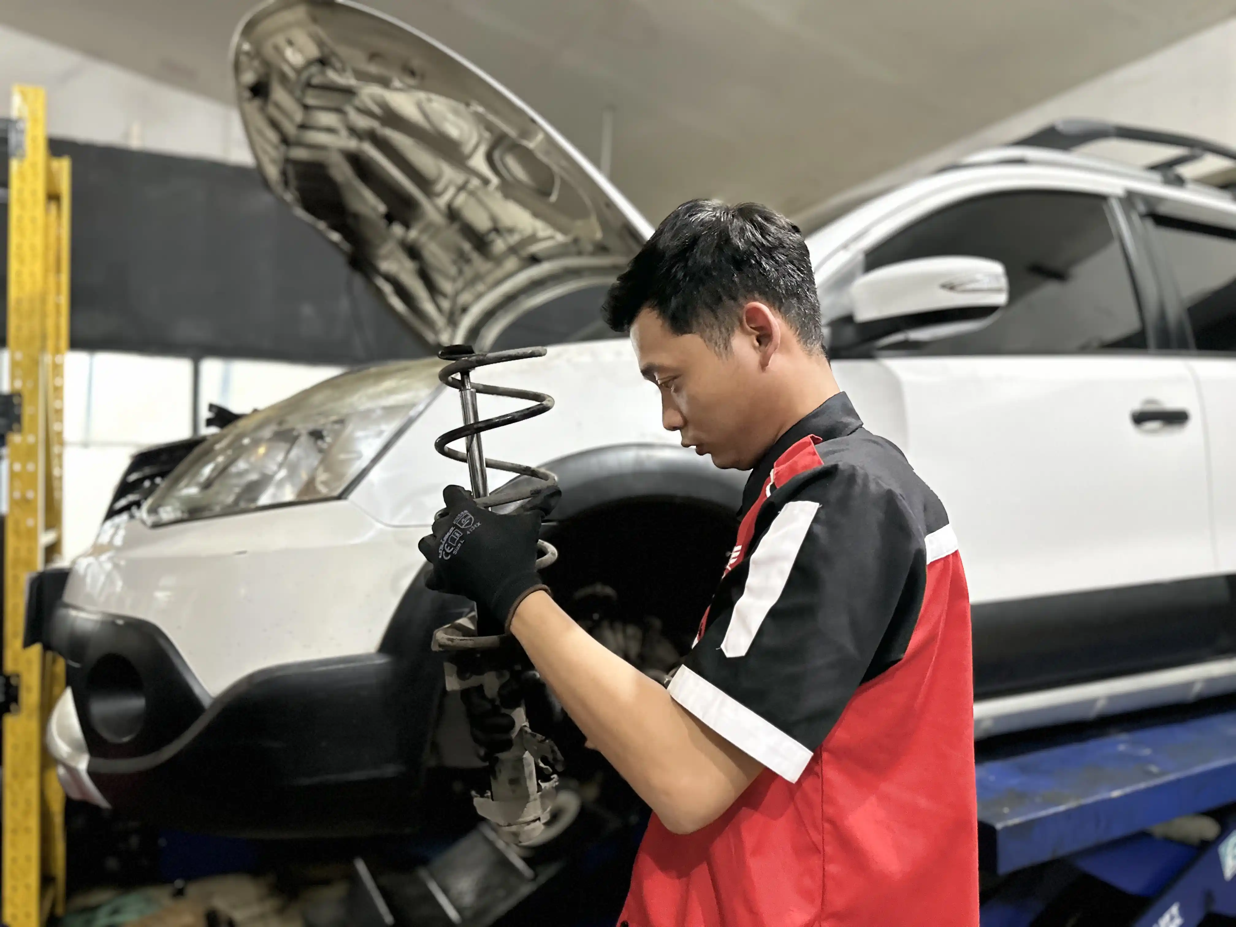 Rincian Biaya Servis Kaki-Kaki Mobil & Paket Perawatan Terpercaya