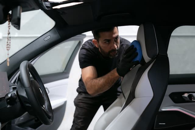 fine-automotive-detailing-diTehTl5O-c-unsplash