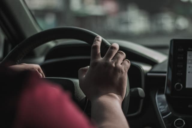 Mobil Terasa Goyang Saat Jalan Pelan? Bisa Jadi Ada Masalah pada Komponen Ini, Cek Penyebabnya