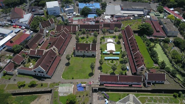 16 Tempat Wisata di Makassar yang Terkenal dan Menarik untuk Liburan
